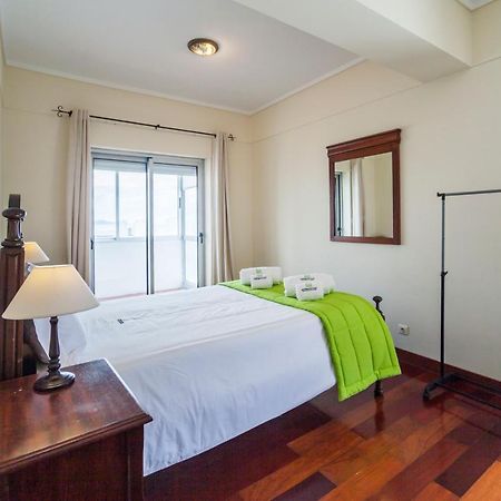 Ponta Delgada Deluxe Marina Apartment מראה חיצוני תמונה