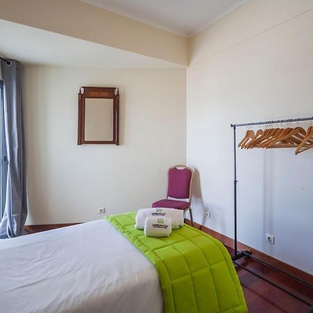 Ponta Delgada Deluxe Marina Apartment מראה חיצוני תמונה