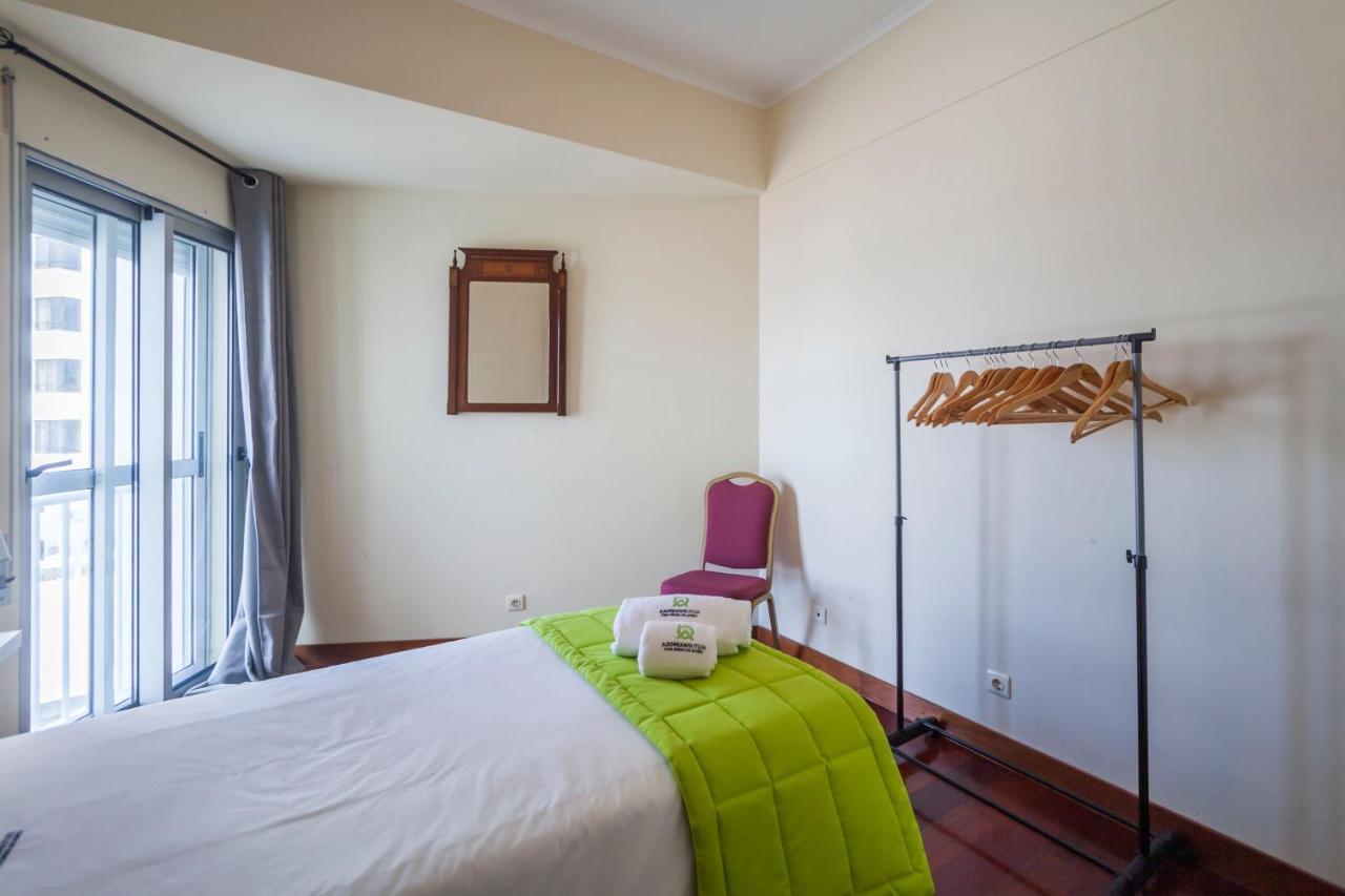 Ponta Delgada Deluxe Marina Apartment מראה חיצוני תמונה
