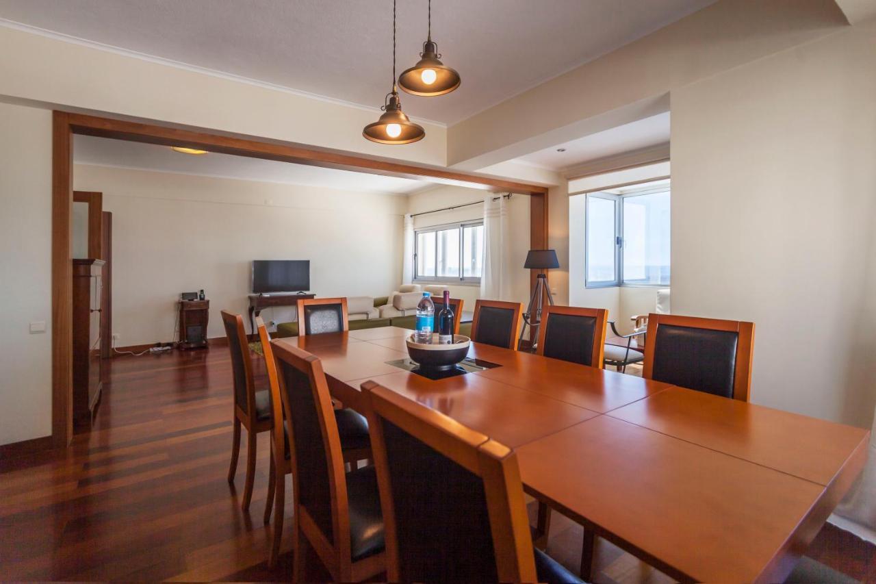 Ponta Delgada Deluxe Marina Apartment מראה חיצוני תמונה