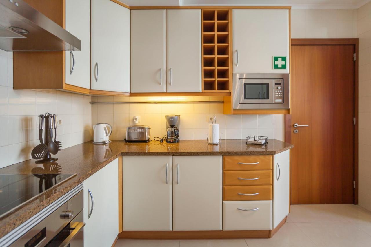 Ponta Delgada Deluxe Marina Apartment מראה חיצוני תמונה