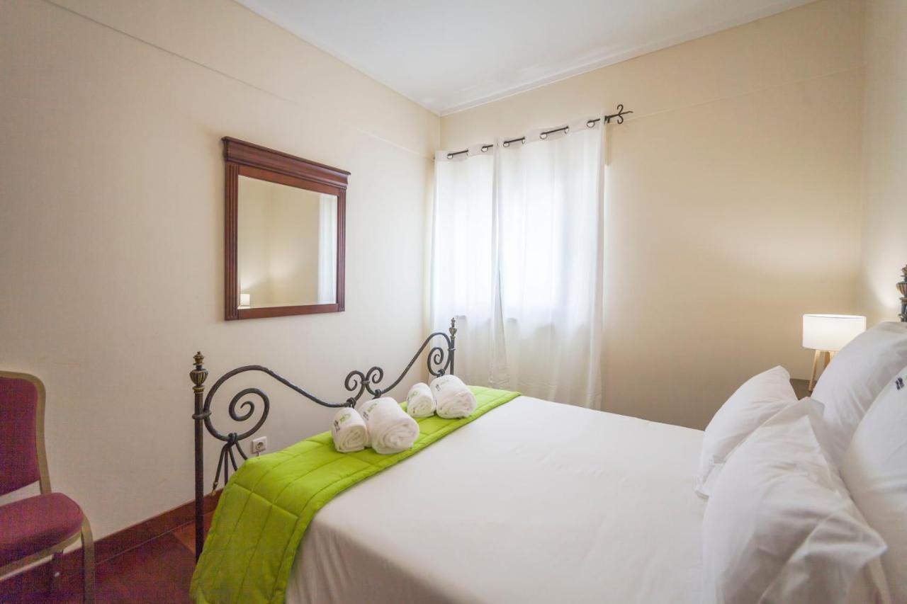 Ponta Delgada Deluxe Marina Apartment מראה חיצוני תמונה