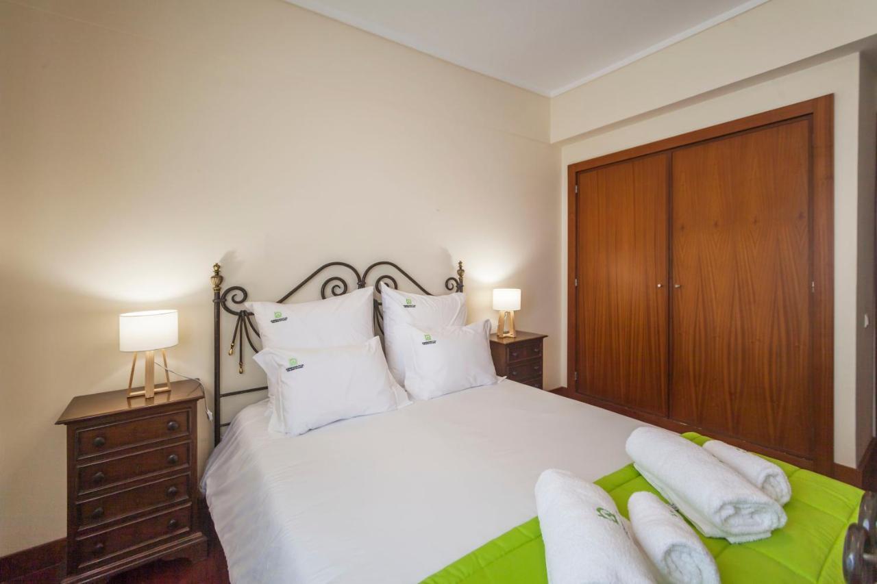 Ponta Delgada Deluxe Marina Apartment מראה חיצוני תמונה